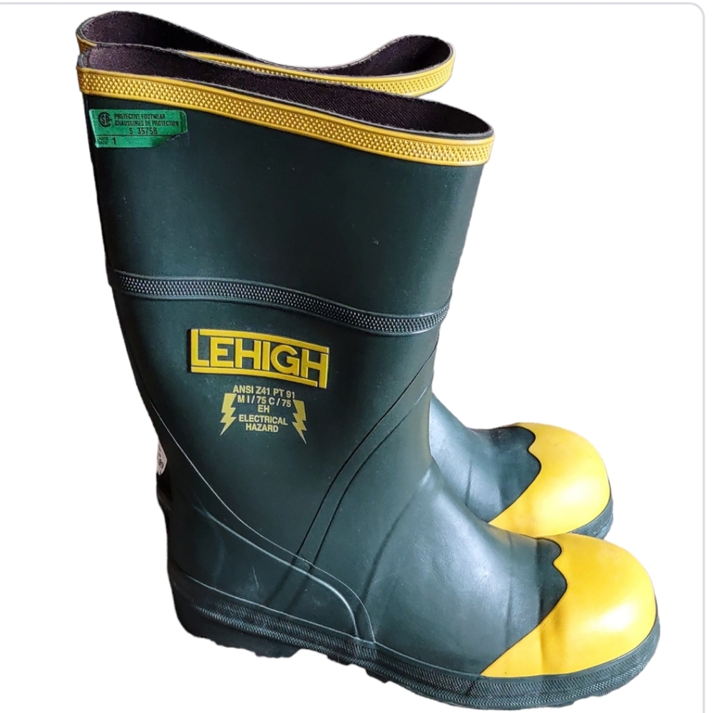 Lehigh Safety rubber work boots elc hazard new sz9 shock proof. Very Durable